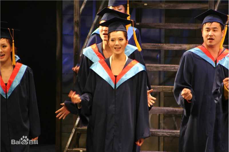 彭杨青涩校园前后照片