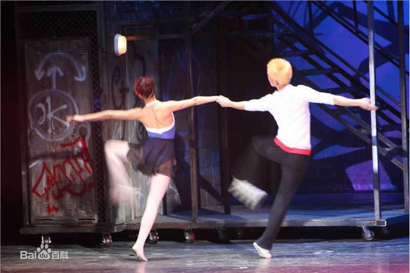 彭杨青涩校园前后照片