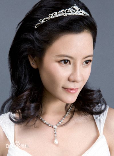 最优质何佳怡精彩图册