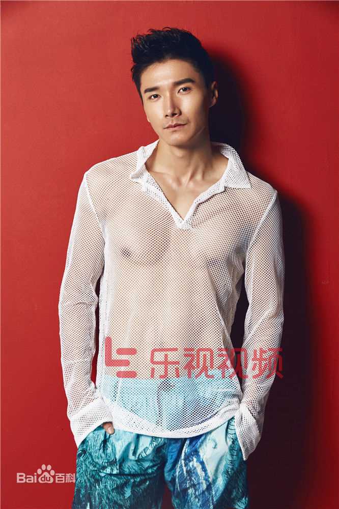 高清李泰(Lee Tae)在乐视《星GO时尚》中的图集