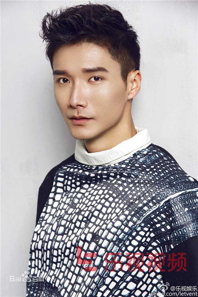 高清李泰(Lee Tae)在乐视《星GO时尚》中的图集