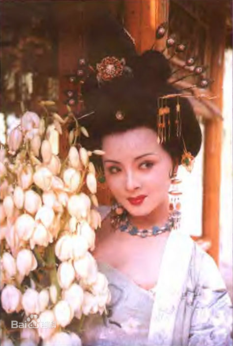 周洁丽妃性感图片壁纸