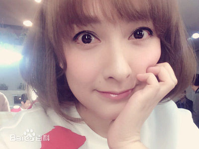 最新吴昕(Orfila)在2013微电影《手信》中的壁纸