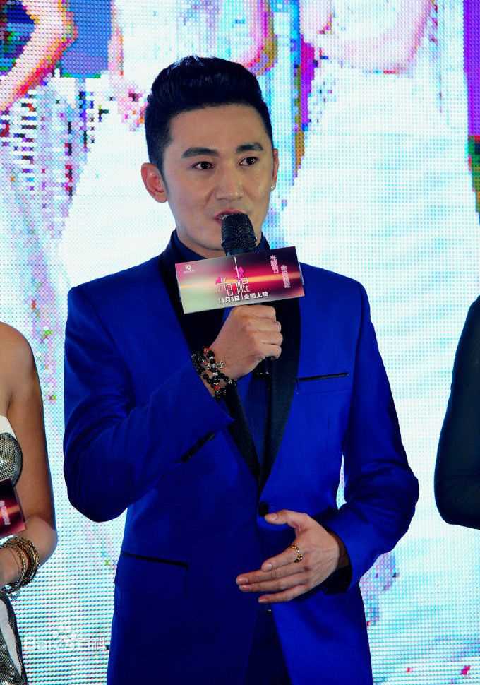 陈昊(tony)《光的棍》精选剧照 卡小柔与姚不同