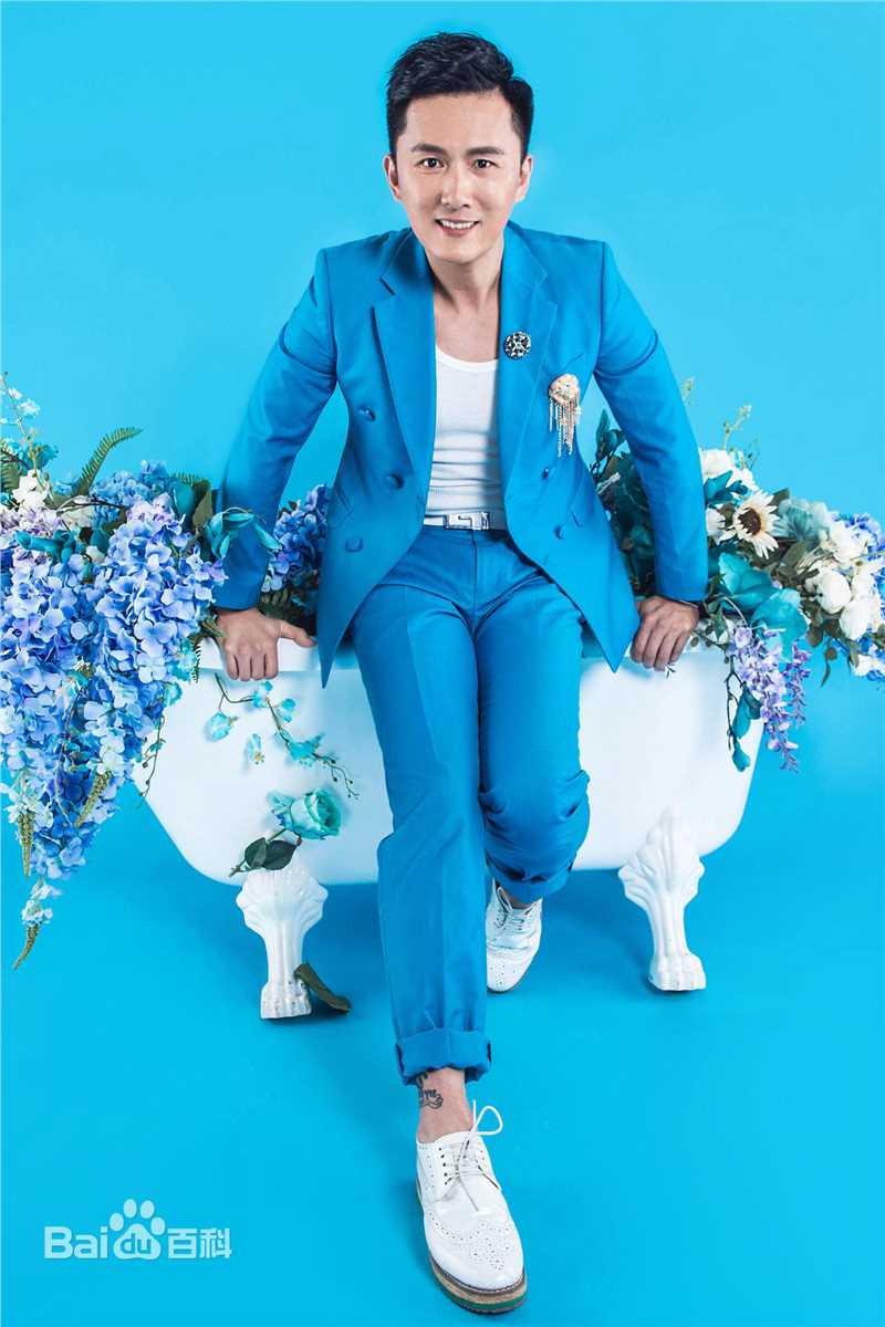 高清卢星宇图片