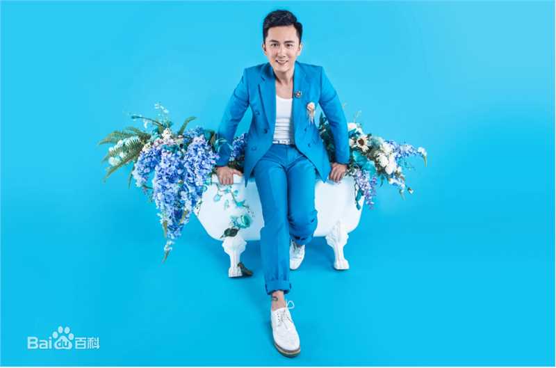 高清卢星宇图片