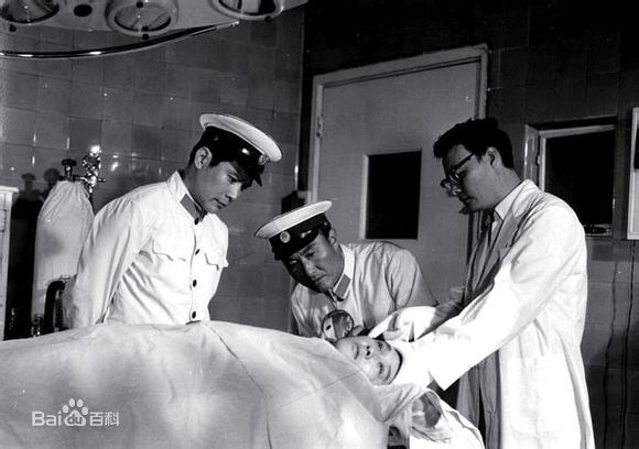 徐敏年轻时的及参演电影照片生活照相册