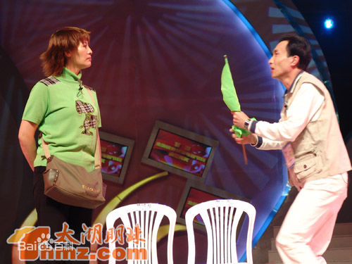 巩汉林和金珠性感图片图集