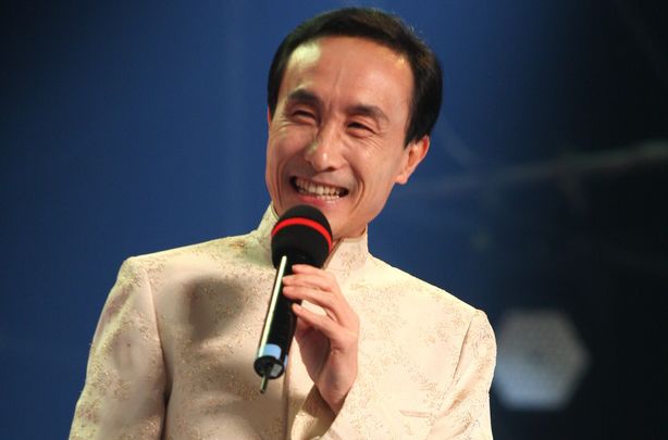 高清巩汉林图片