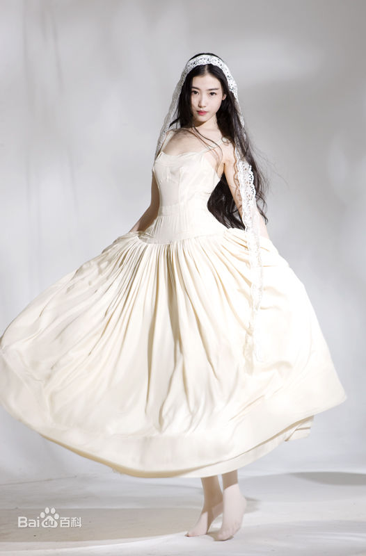 张辛苑高清 杂志大片图册