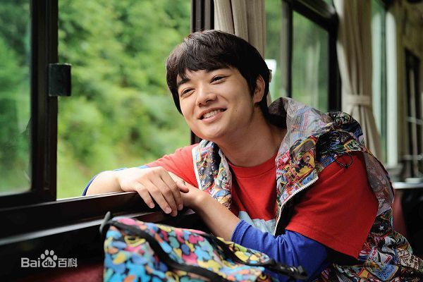 染谷将太(Sometani Shota、そめたに しょうた)哪啊哪啊神去村素颜照相册