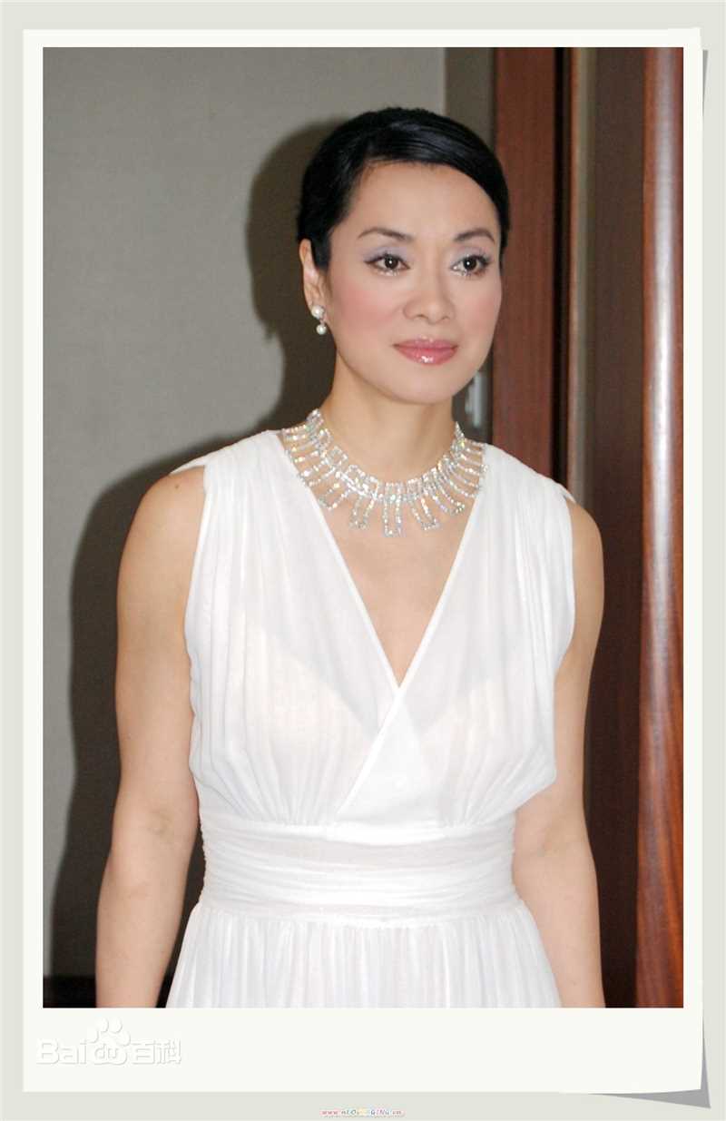 毛阿敏白色系列素颜照相册