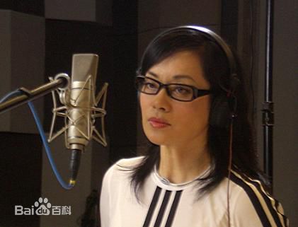 毛阿敏舞台下的生活照