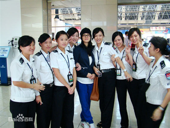 毛阿敏舞台下的生活照