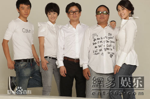 谭维维(Sitar tan)2010年《成都我爱你》最新剧照