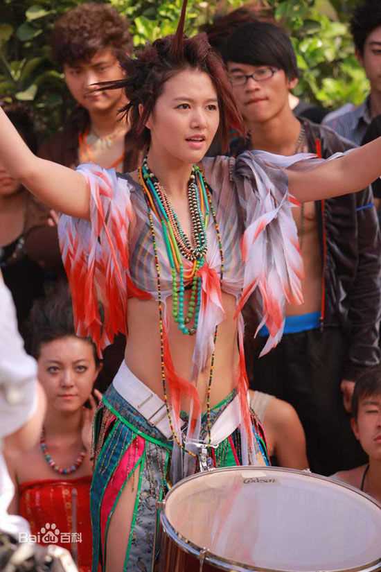 谭维维(Sitar tan)2010年《成都我爱你》最新剧照