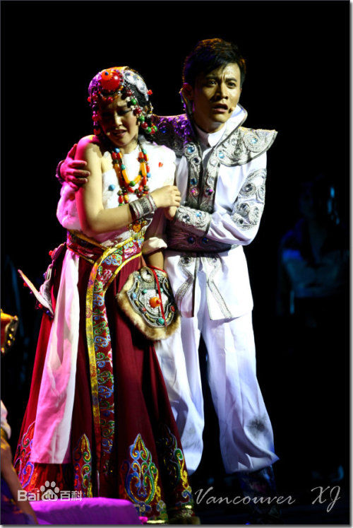 谭维维(Sitar tan)在音乐剧《花儿与少年》中的