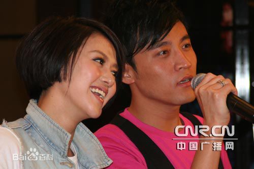 谭维维(Sitar tan)在音乐剧《花儿与少年》中的