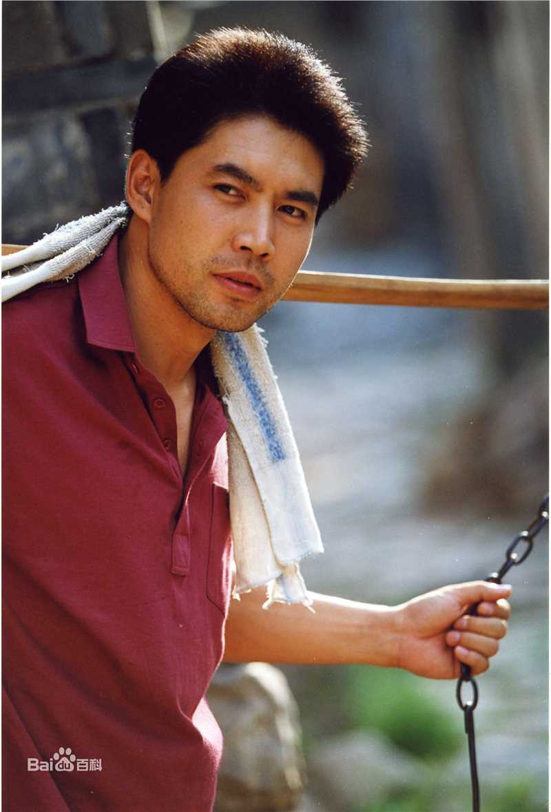 高清王韦智性感图片