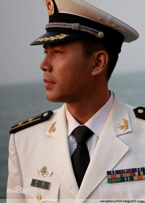 高清王韦智性感图片