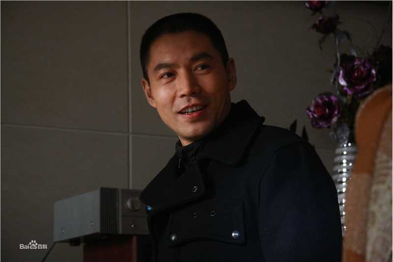 高清王韦智性感图片