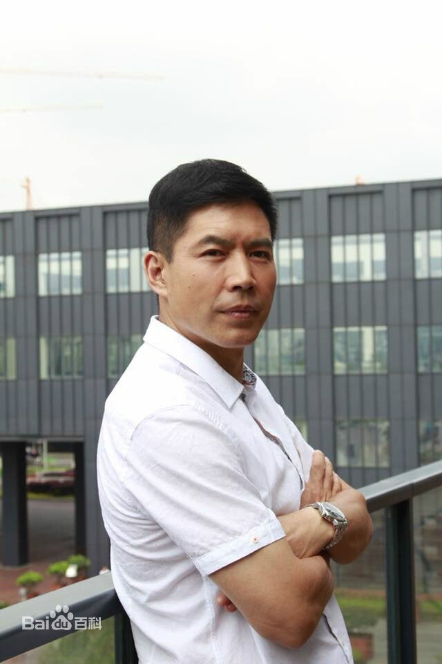 高清王韦智性感图片