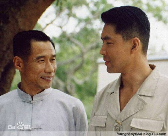 高清王韦智性感图片