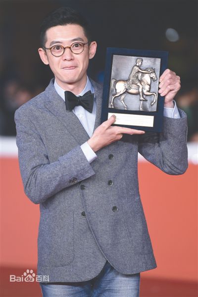 徐昂出席活动性感图片图集