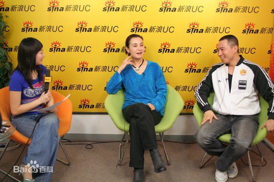 嘉娜·沙哈提嘉娜沙哈提  导演生活照相册