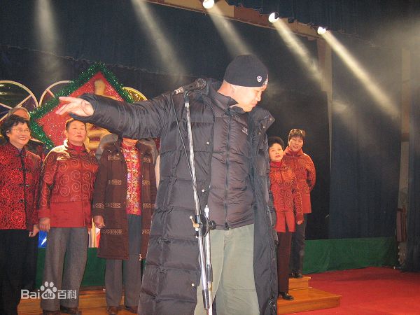 最优质龚朝生活照