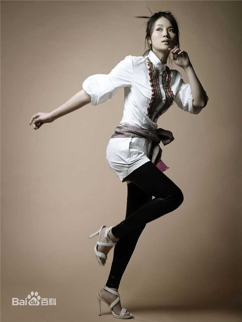 曹曦文最全杂志照壁纸