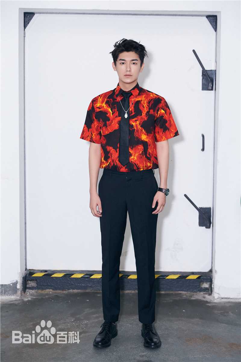 杨旭文(William)活动照前后照片