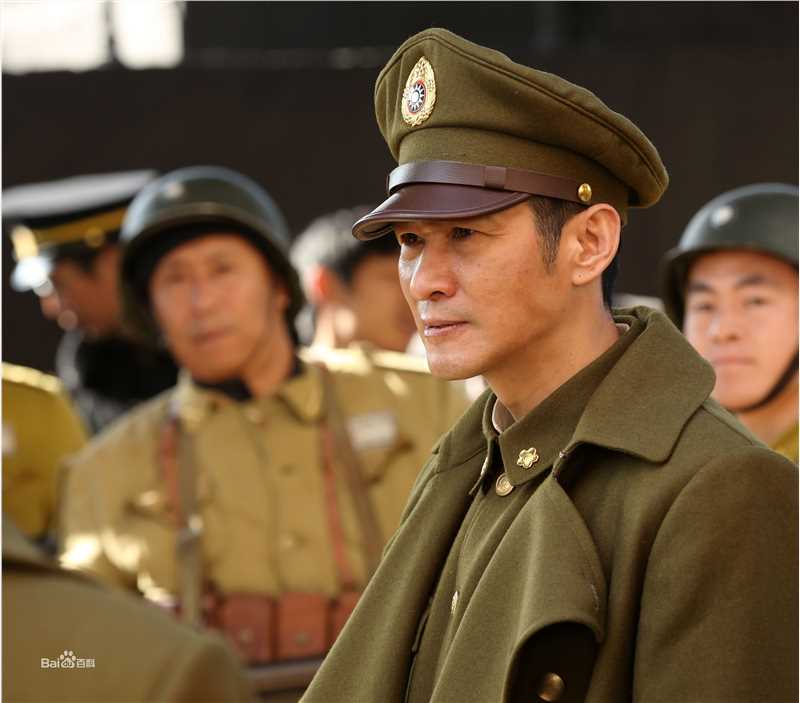 王劲松最新剧照（现代）