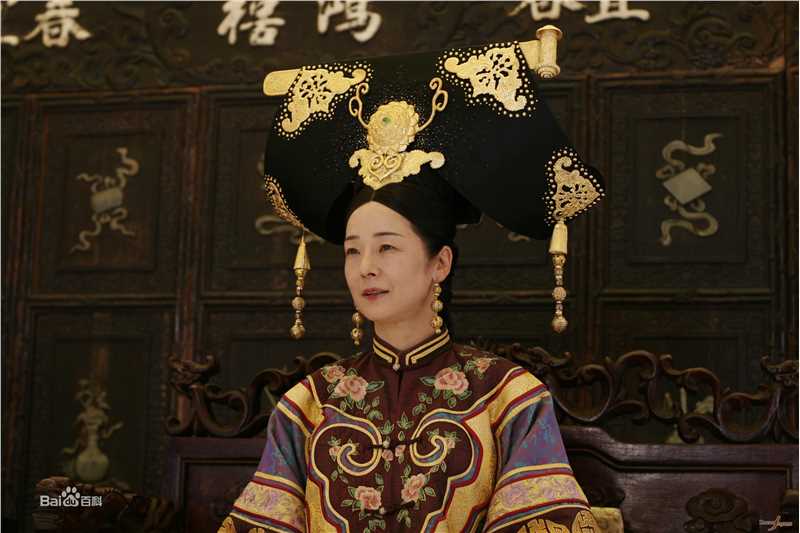 田中裕子(たなか ゆうこ、Y ko Tanaka)在《苍穹之昴》饰演慈禧中的