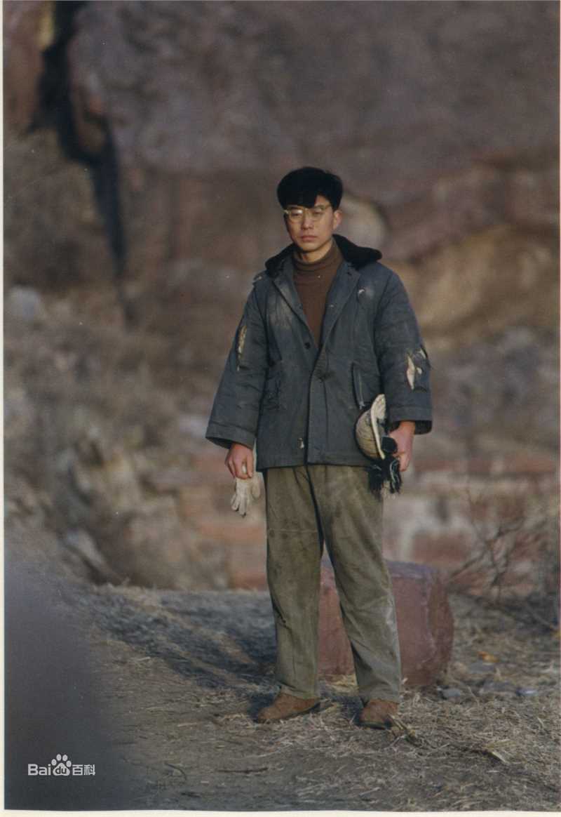 刘冠军名人物造型前后照片