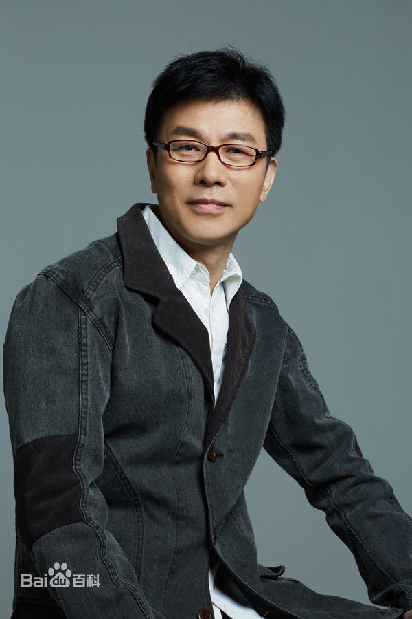 刘冠军近照前后照片