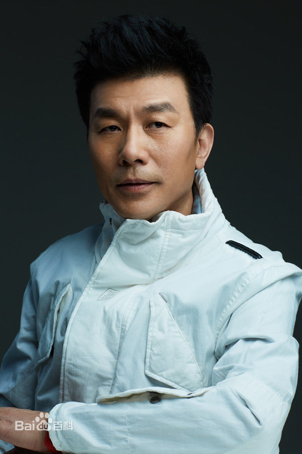 刘冠军近照前后照片