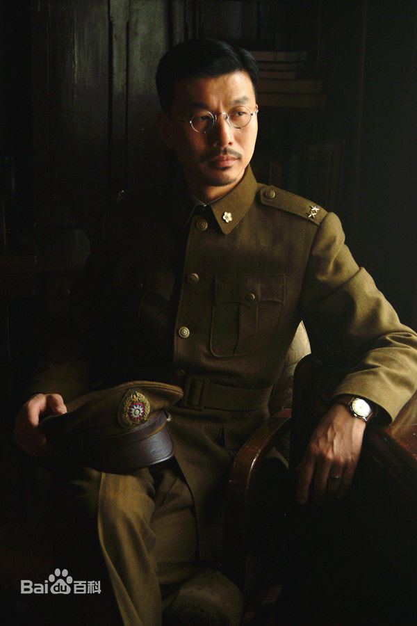 刘冠军理发师生活照