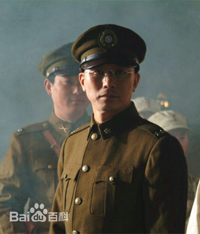 刘冠军理发师生活照