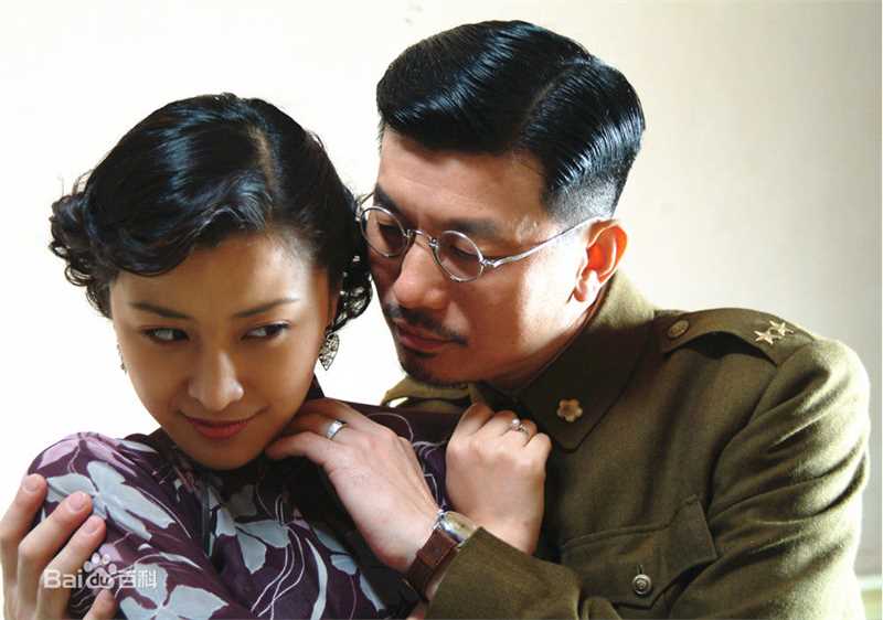 刘冠军理发师生活照