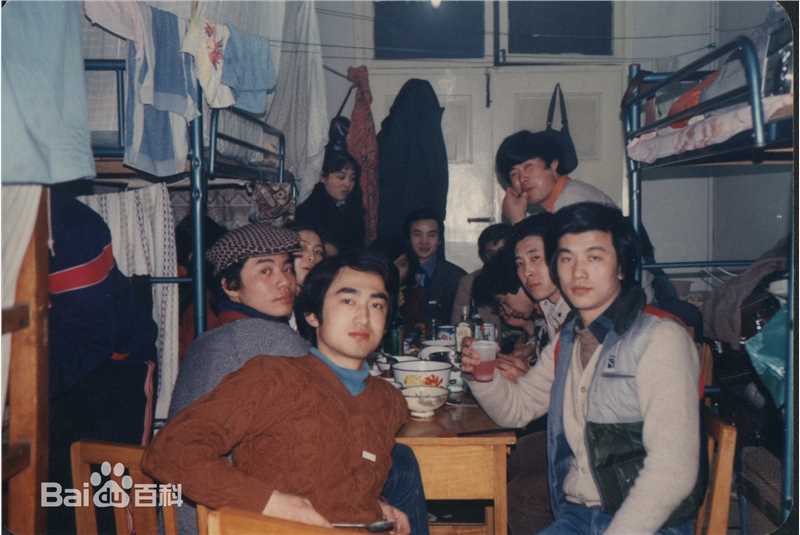 刘冠军大学时光壁纸壁纸