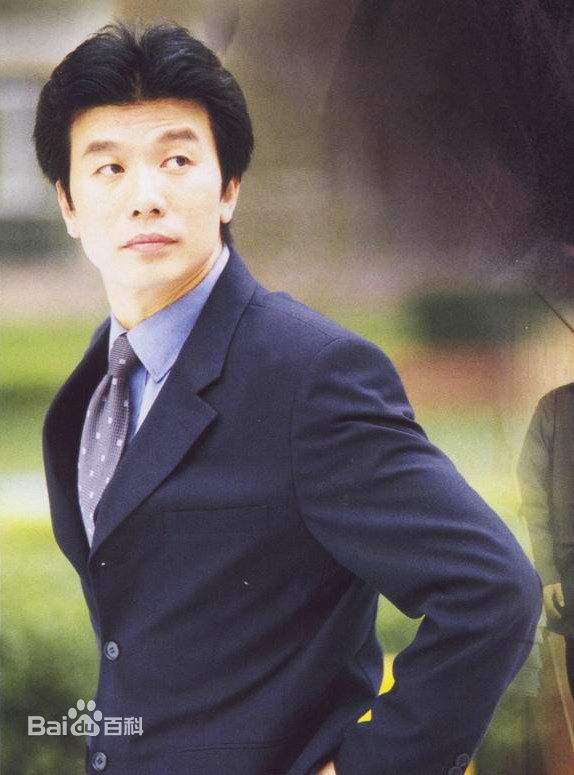 刘冠军照片素颜照相册