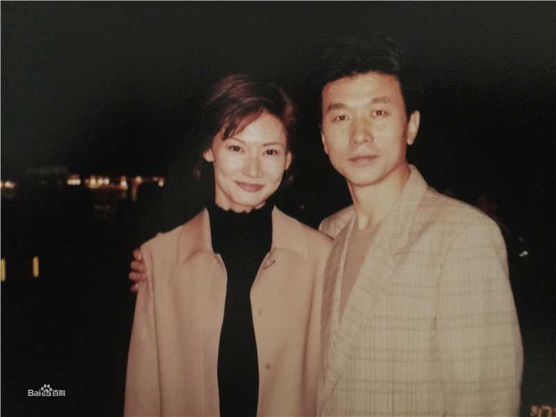 刘冠军照片素颜照相册