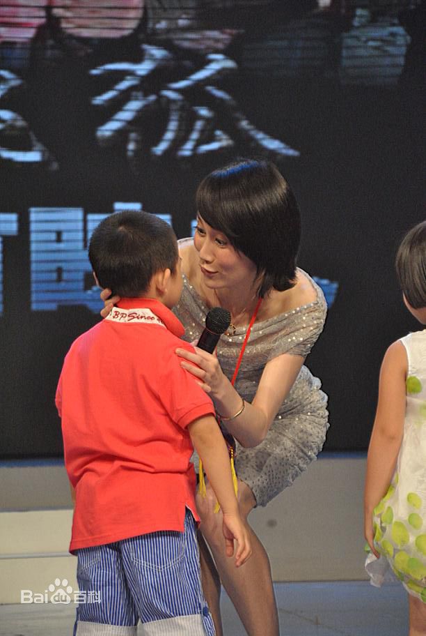 最全温峥嵘(WenZhengRong)在《瑶山飞狐》南宁见面会中的壁纸