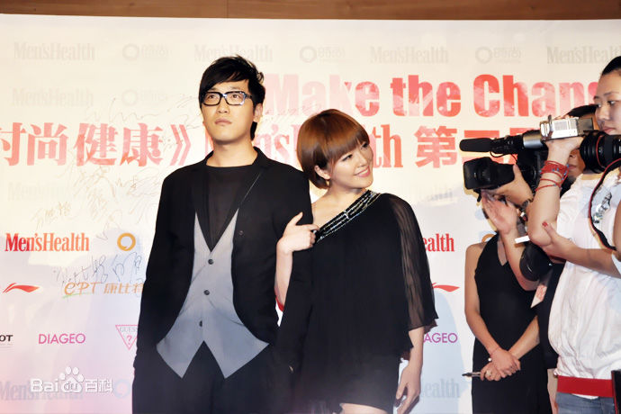 肖飞唐笑出席红毯素颜照相册