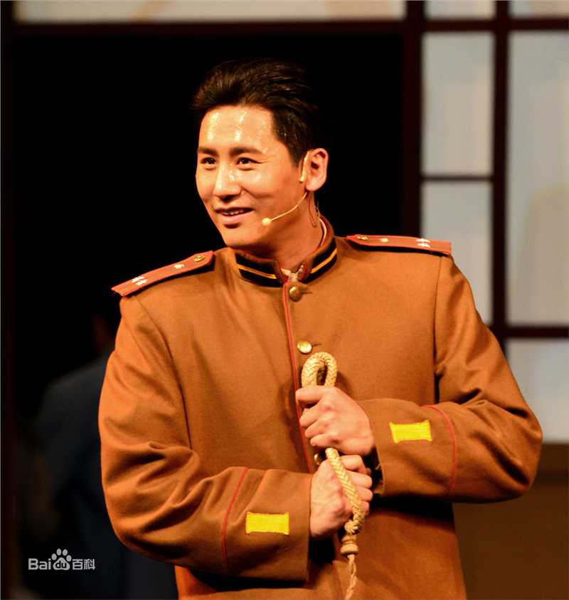 于晓光(Ethan)在话剧《毛泽东和他的长子》中的