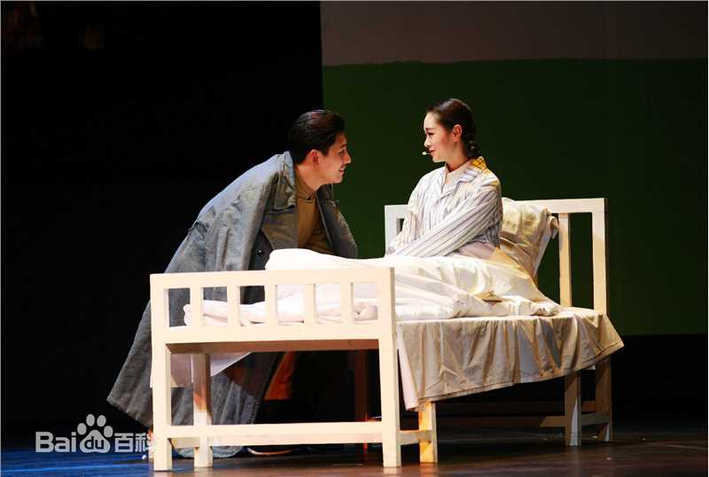 于晓光(Ethan)在话剧《毛泽东和他的长子》中的