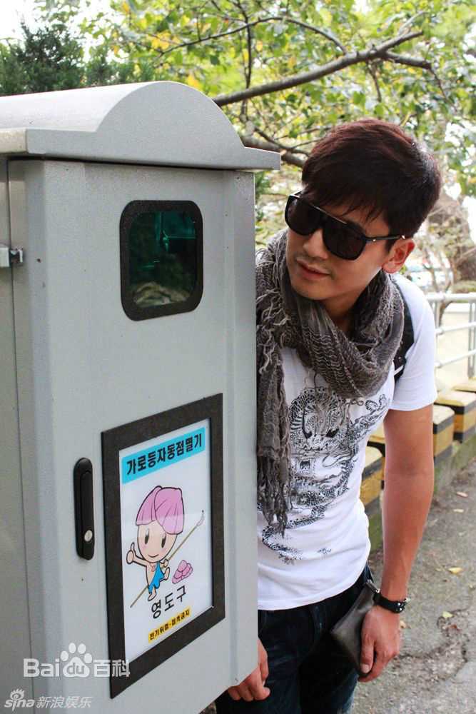 于晓光(Ethan)时尚