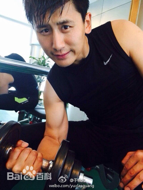 于晓光(Ethan)时尚