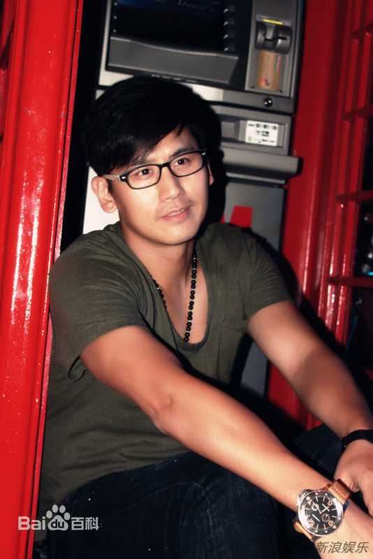 于晓光(Ethan)时尚